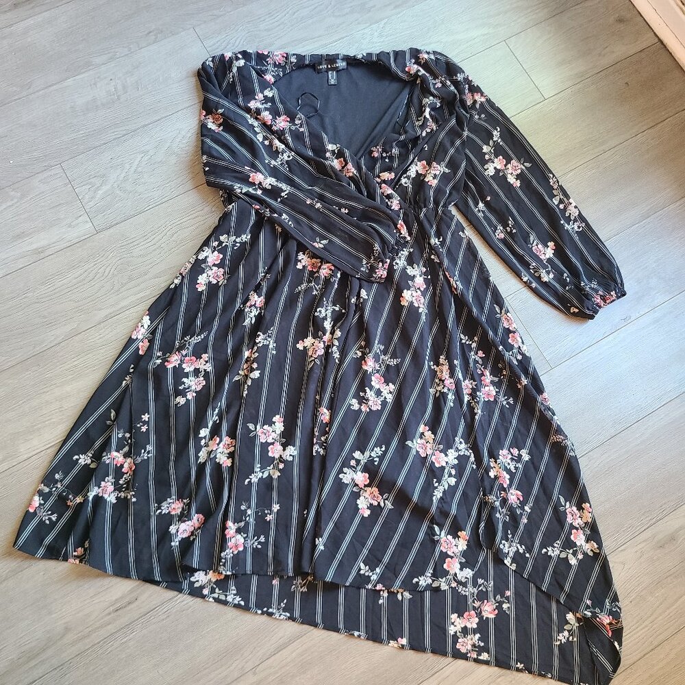 Striped Floral V Neck Wrap Dress Size 16